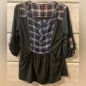 Urban Outfitters Top; Size S